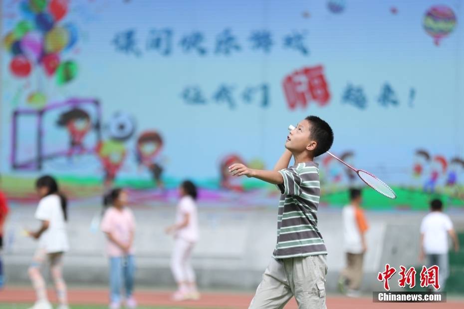 jbo竞博电竞app我们距离“身体能出汗”的体育课还有多远？(图3)