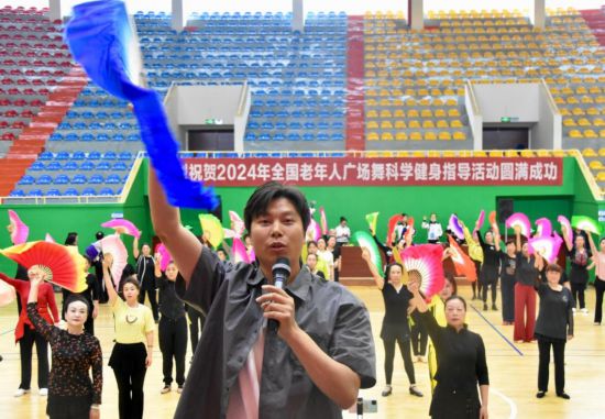 jbo竞博电竞“银龄行动”何以燃动体育(图4)