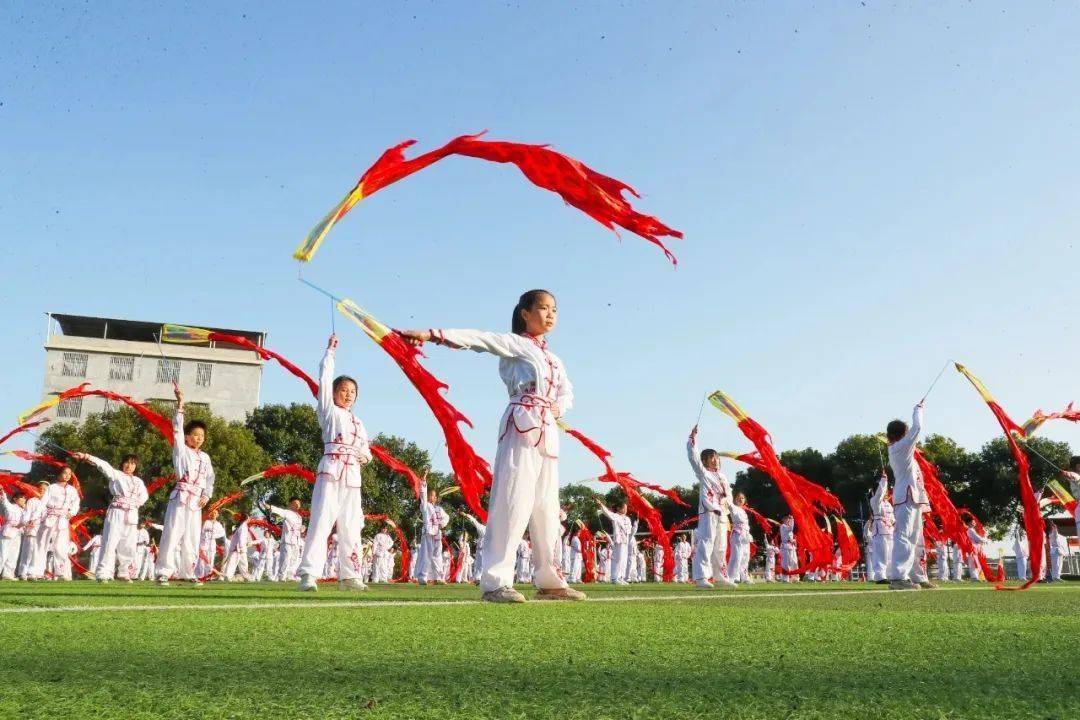 常练常赛常运动畅享快乐jbo竞博电竞app在校园(图4)